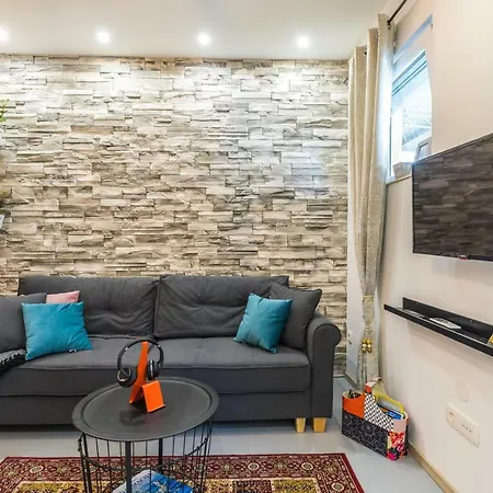 Appartments With Terrace Or Garden Daire Split
