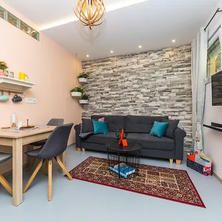 Appartments With Terrace Or Garden Daire *