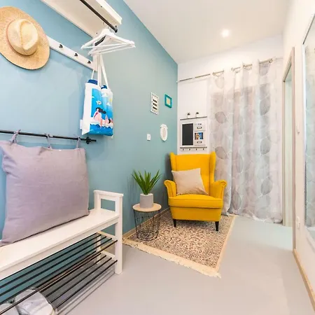 Апартаменты Appartments With Terrace Or Garden Сплит