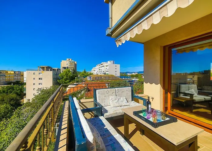 Apartamento Appartments With Terrace Or Garden Split