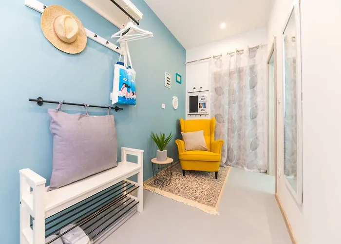 Апартаменты Appartments With Terrace Or Garden Сплит